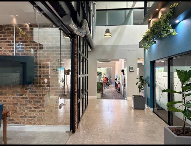37M² SERVICED OFFICE TO LET IN BARBEQUE DOWNS